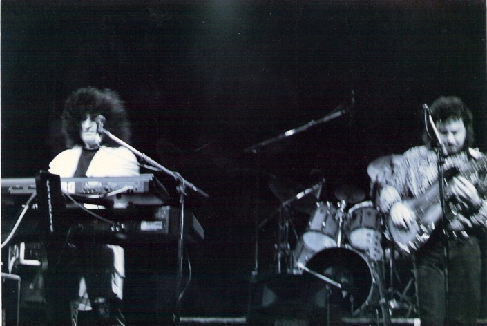 90s With Patrick Moraz – check out the hair